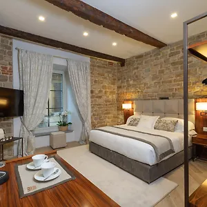 Отель Donati Luxury Tower