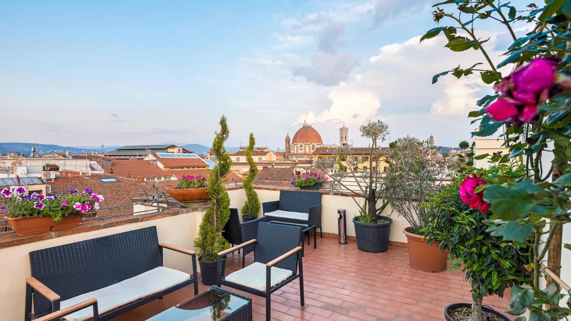 Hotel Bijou Roof Terrace Florence 3*,